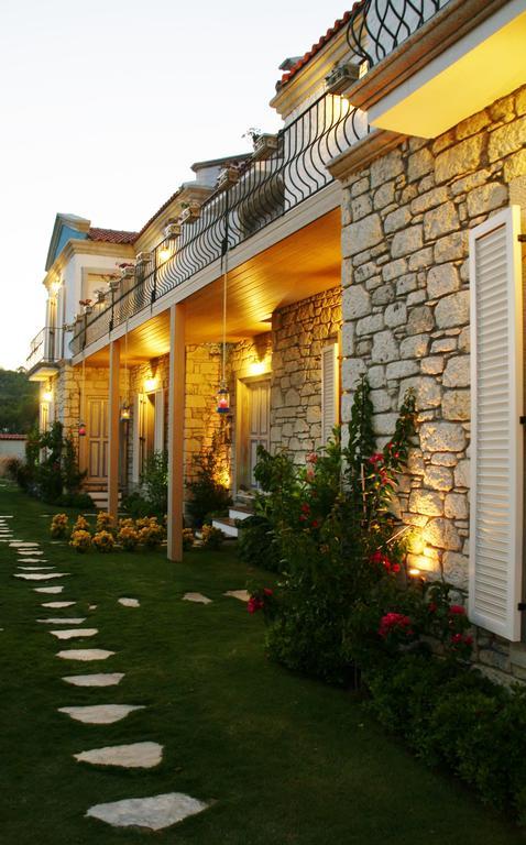 Yasemin Alacati (Adults Only) Luaran gambar