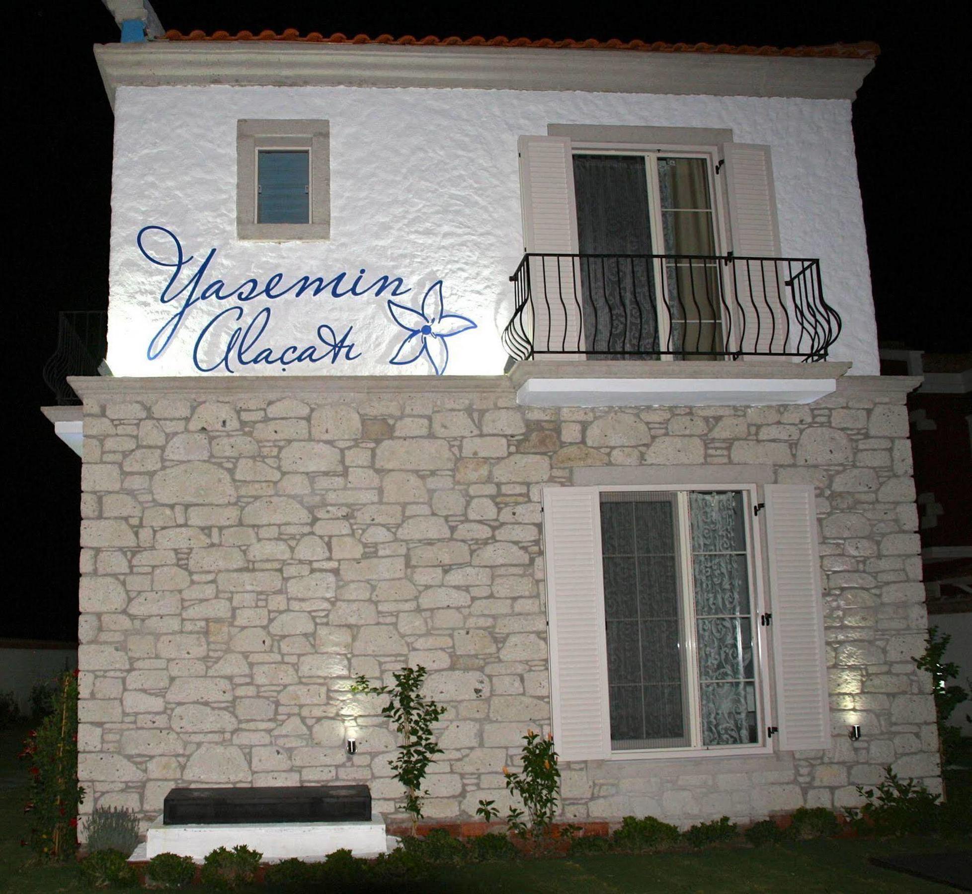 Yasemin Alacati (Adults Only) Luaran gambar