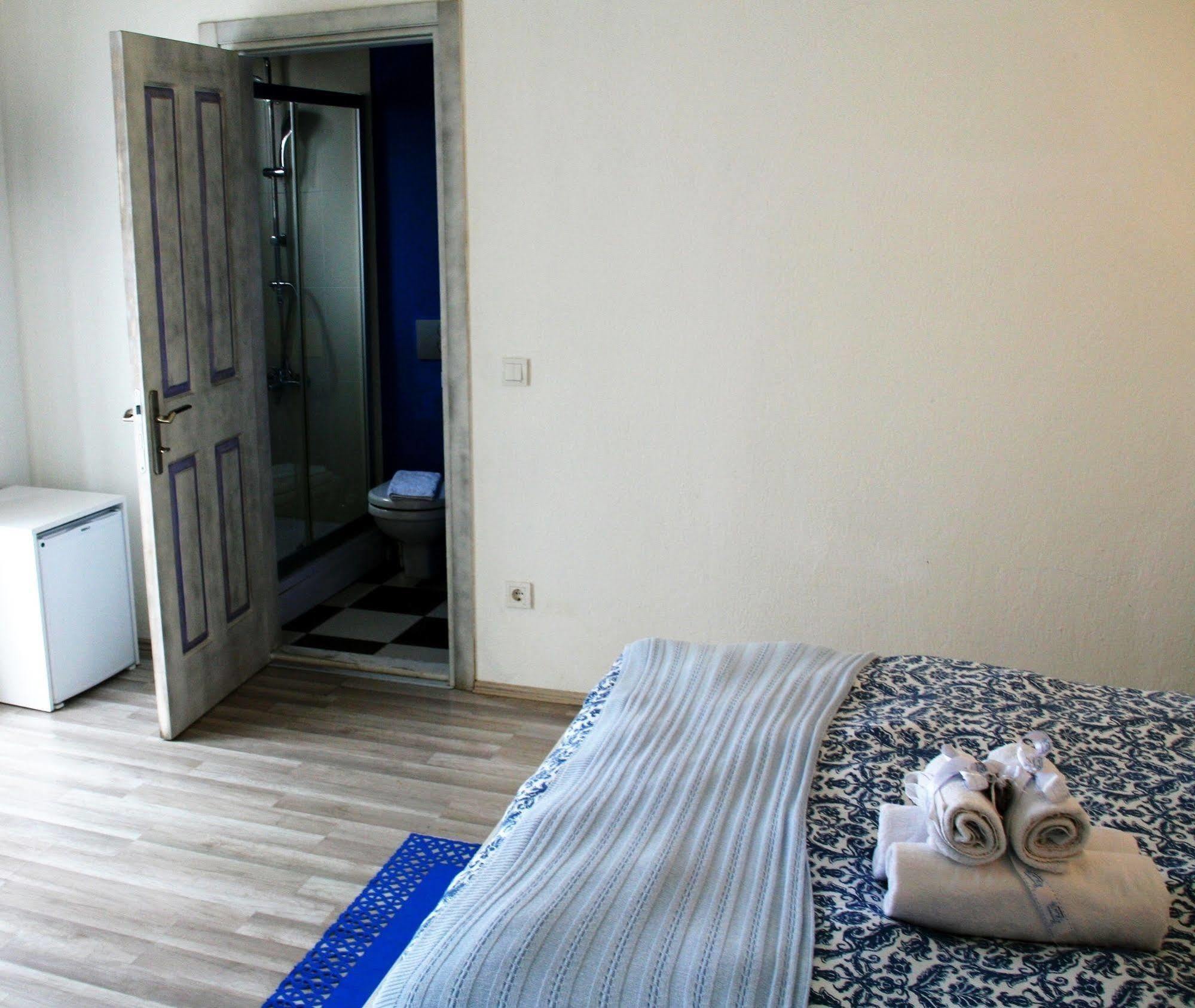 Yasemin Alacati (Adults Only) Luaran gambar