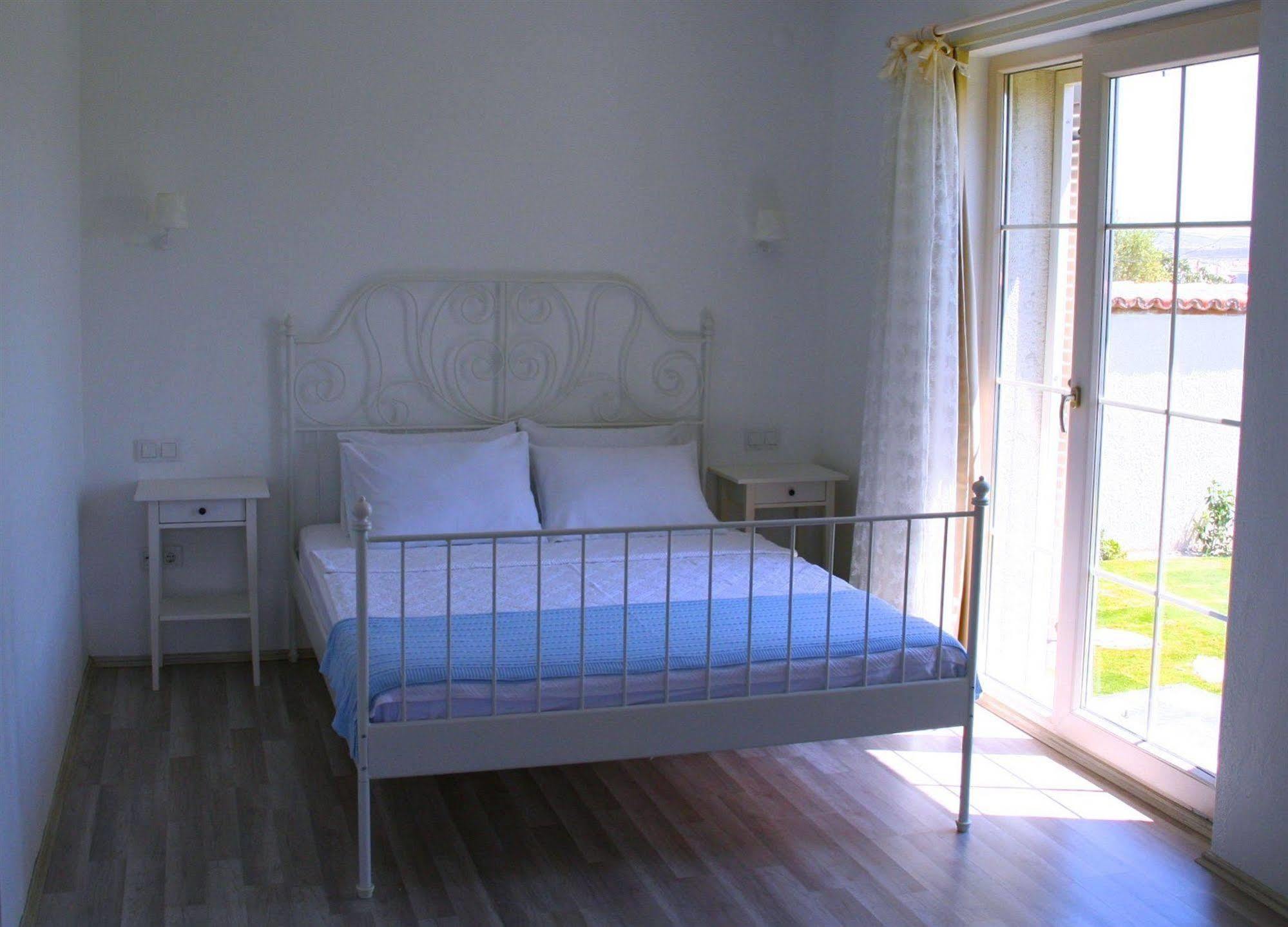 Yasemin Alacati (Adults Only) Luaran gambar